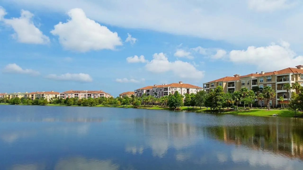 Lakeside Haven *