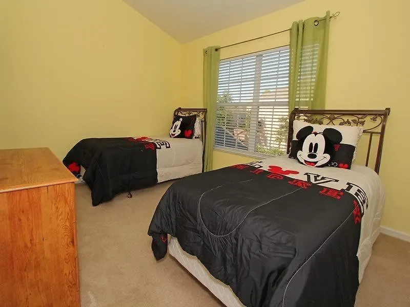 Amenities Galore 3 Bedroom Town House In Windsor Palms Orlando