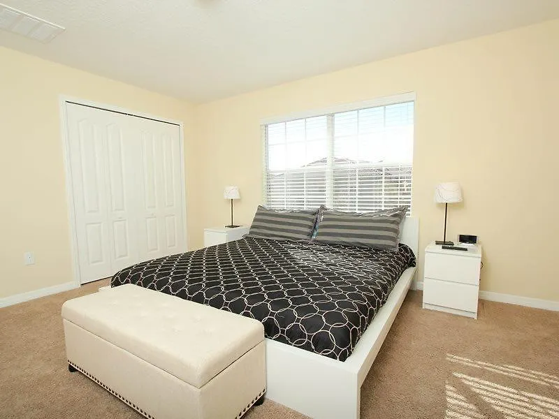 Lovely Paradise Palms 4 Bed 3 Bath Town *
