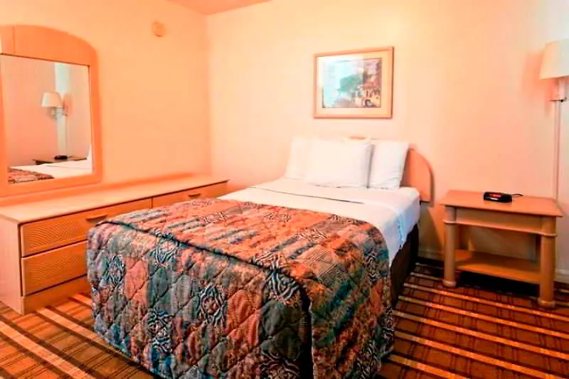 Motel Super 8 By Wyndham 2*