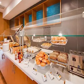 Springhill By Marriott Orlando Lake Buena Vista South