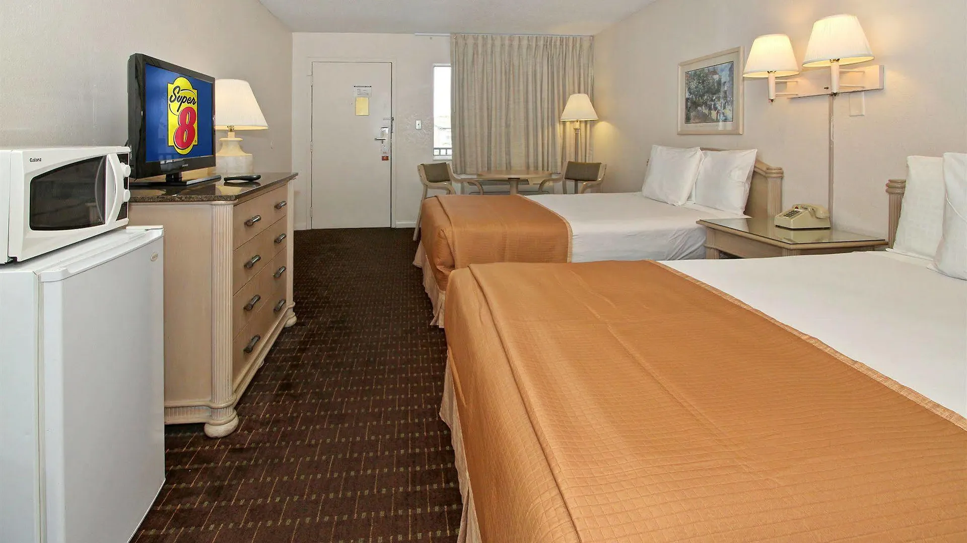 Motel Super 8 By Wyndham 2*
