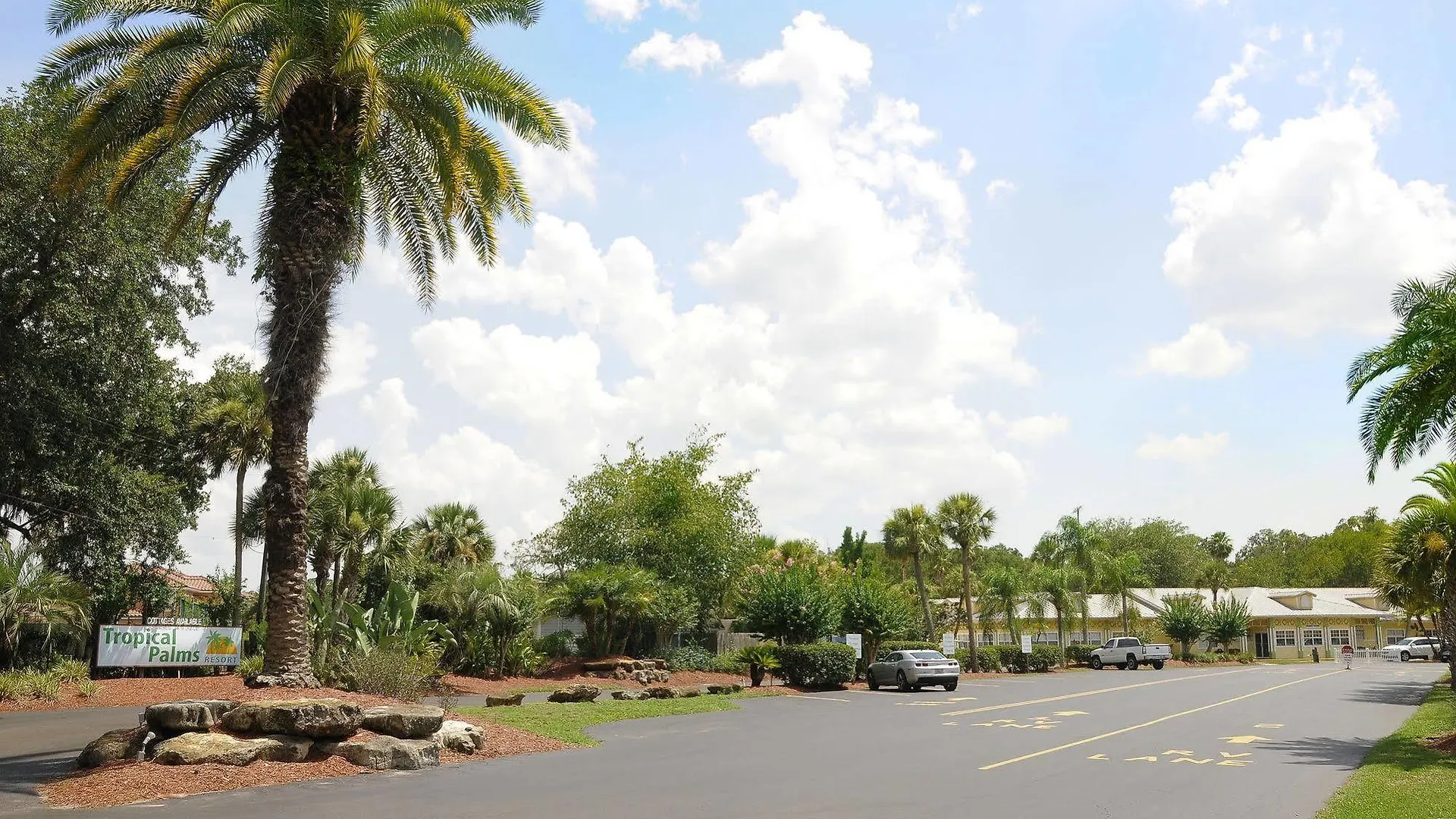 Lodge Tropical Palms & Kissimmee