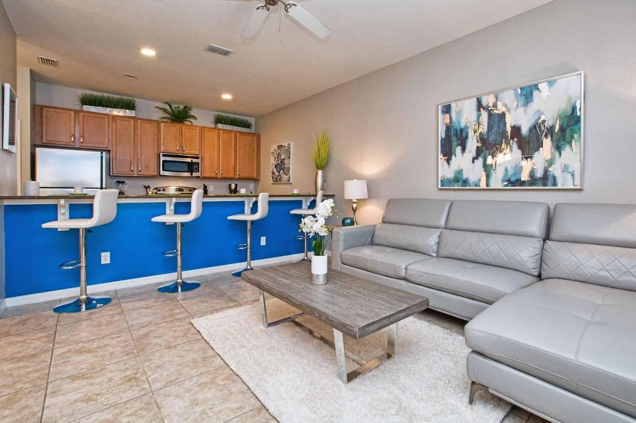 Bright Cheery Decor, Townhome W-spashpool-3015pp *