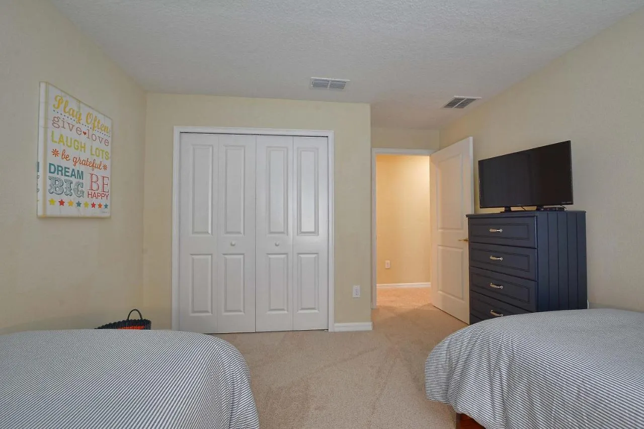 Holiday home Storey Lake-4 Bedroom Townhome W/splashpool-1610st *
