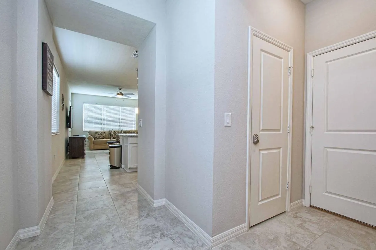 Villa Compass Bay- 4 Bedroom Townhome- 1959cy *