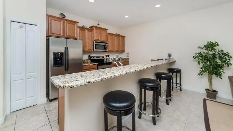 Beautiful 4 Bedroom 3 Bath Town House In The Fabulous Paradise Palms Holiday home