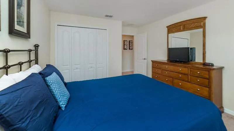 Beautiful 4 Bedroom 3 Bath Town House In The Fabulous Paradise Palms