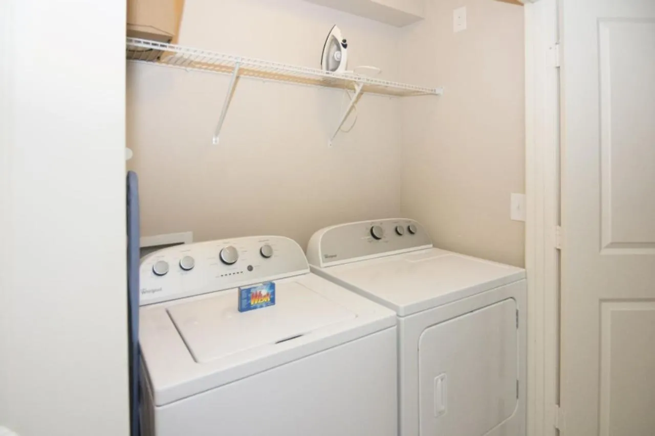 Cozy Townhome With Garage Next To Parks Cb3163 Holiday home *