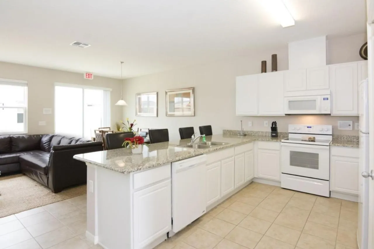 Holiday home Cozy Townhome With Garage Next To Parks Cb3163