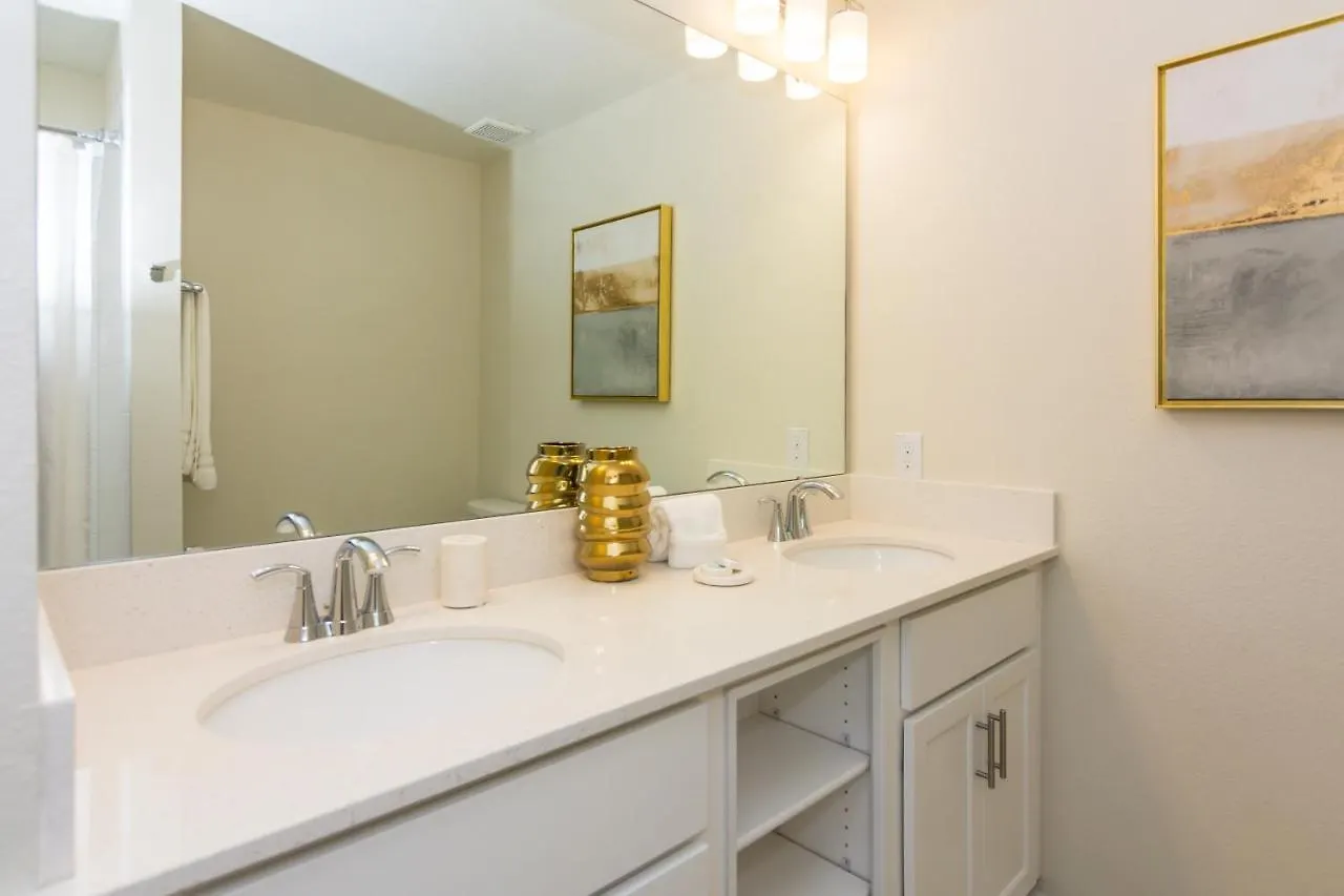 Excellent At Storey * Orlando