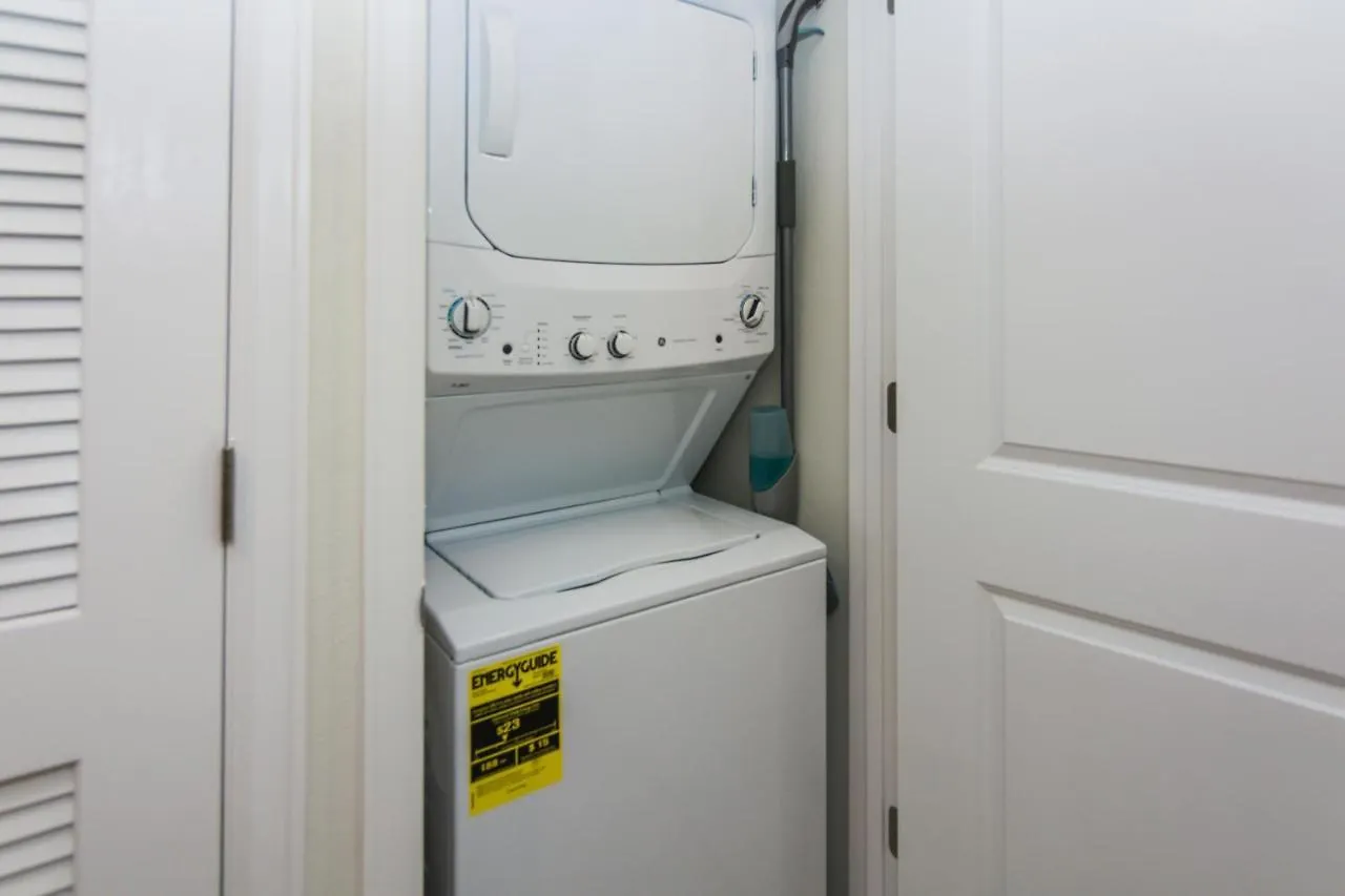 Excellent At Storey Apartment *