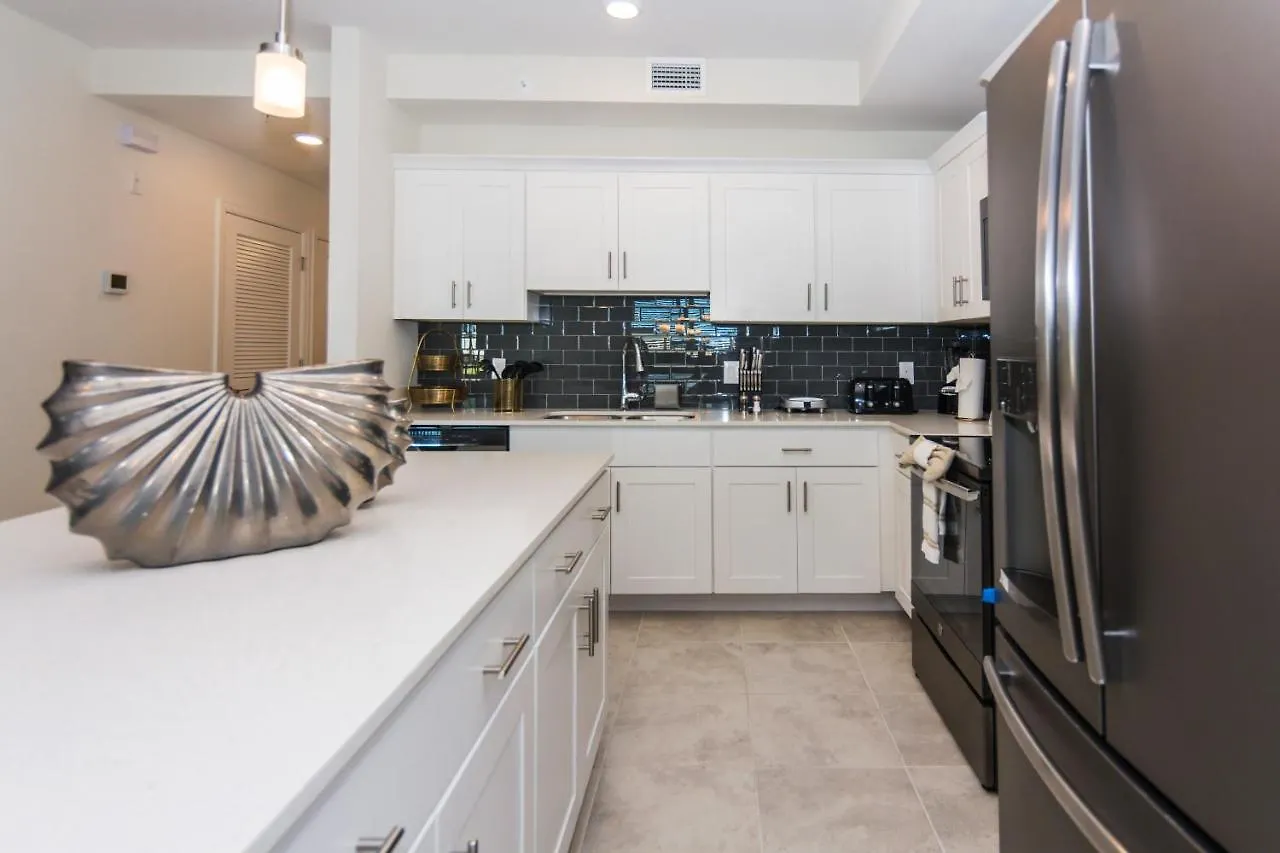 Excellent At Storey Apartment