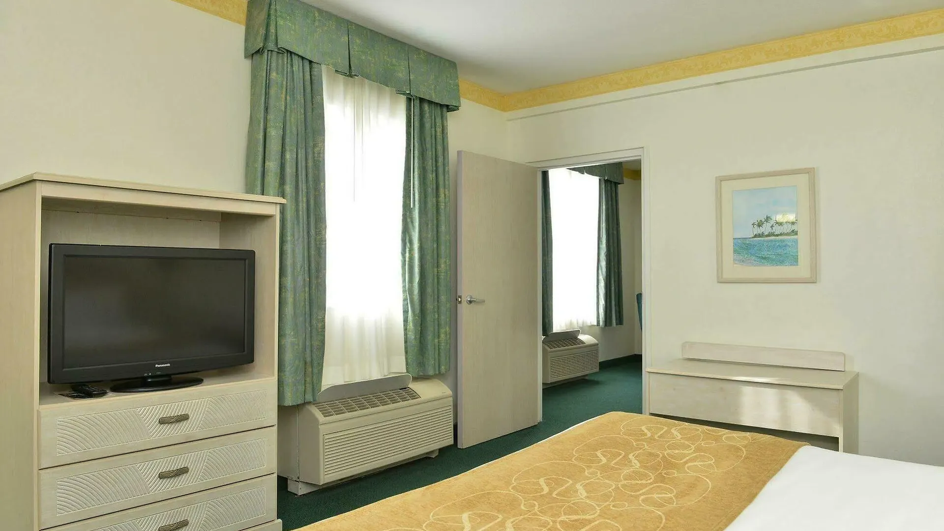 Hotel Comfort Maingate East