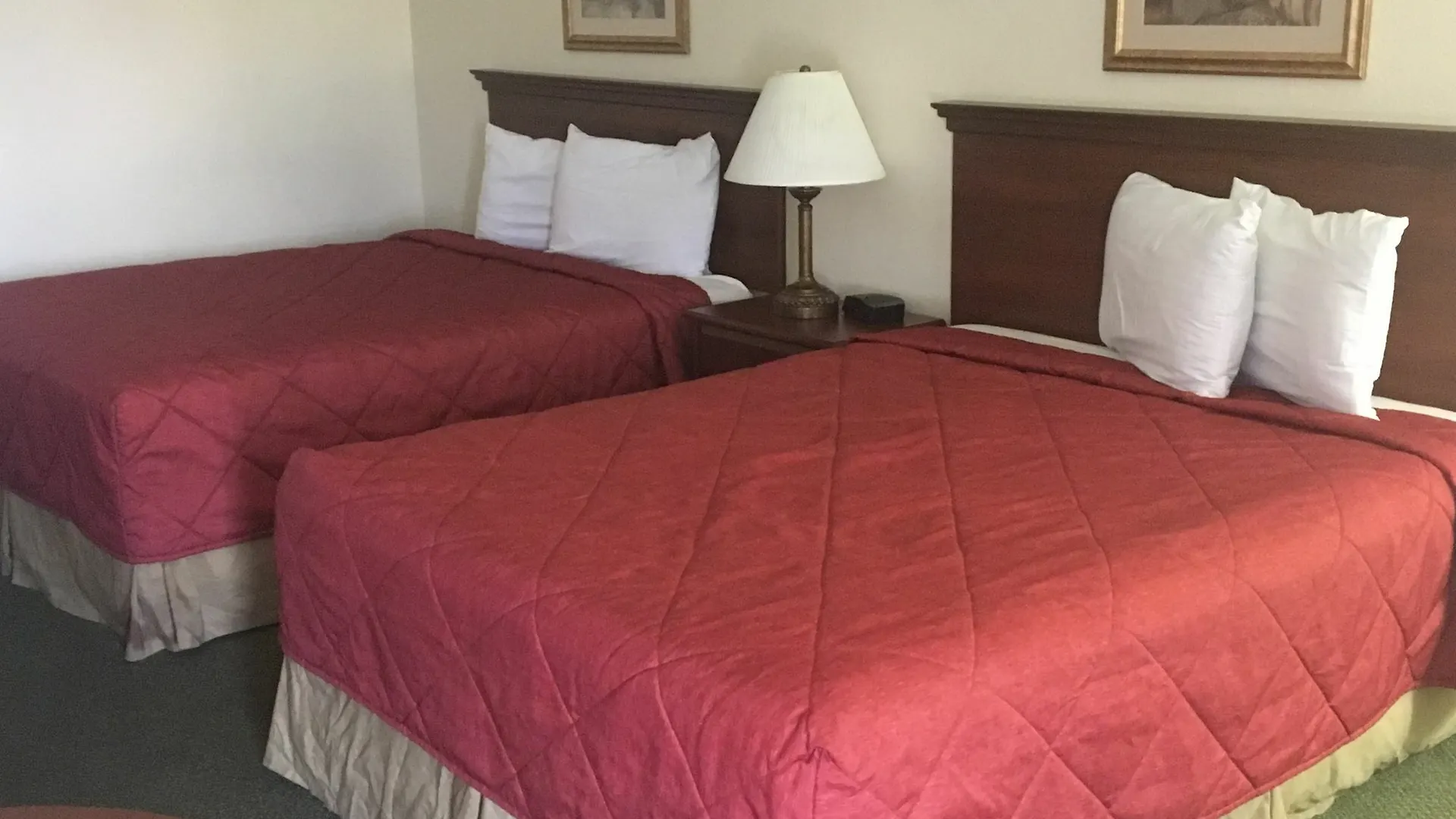 Hotel Parkside &