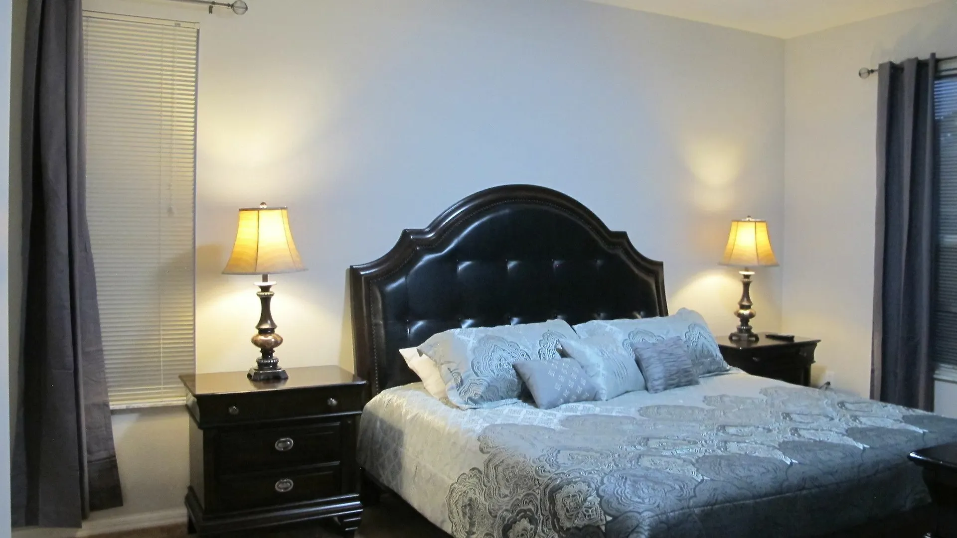 Berkley 7br Pool Lb988 *