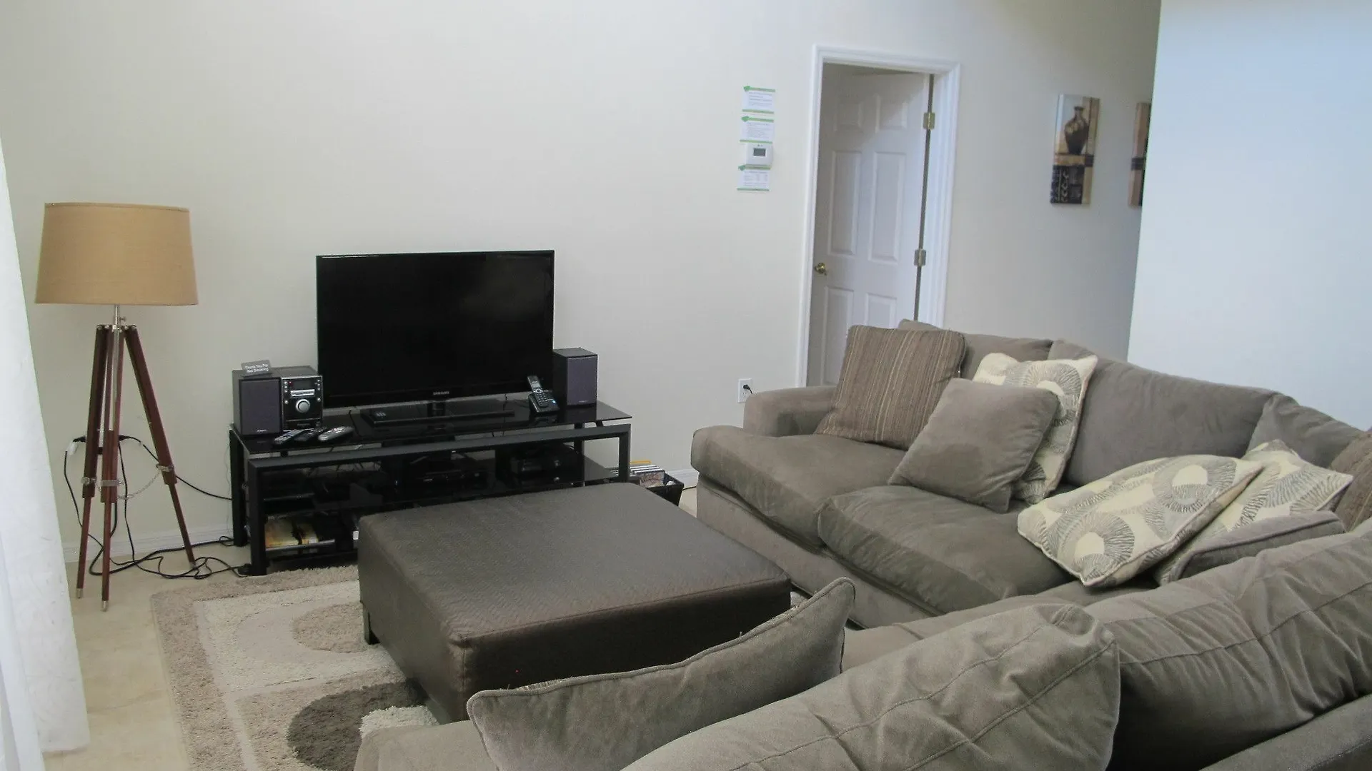 View 5br Pool Sv79