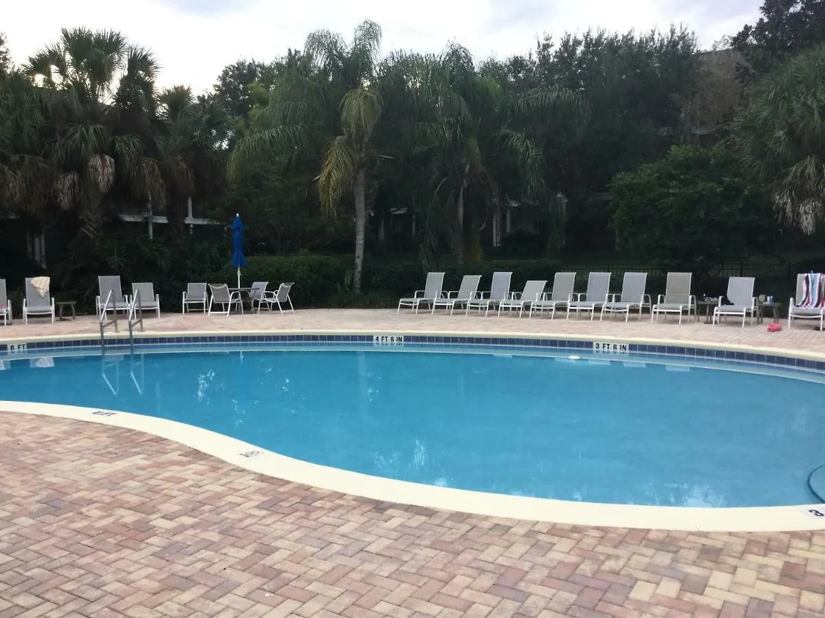 Beautiful 3 Bedroom Minutes From Disney! דירה קיסימי