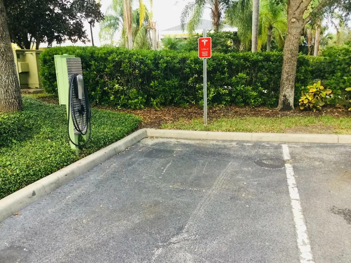 Beautiful 3 Bedroom Minutes From Disney! * קיסימי