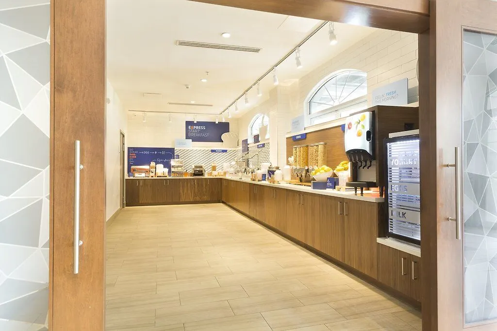 Express & S Buena Vista By Ihg Otel 3*