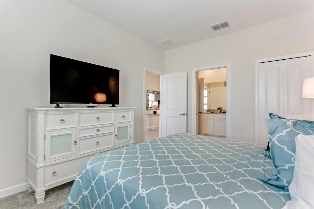 Superior 9 Bed Games Room, Pool Themed Rooms! Holiday home *