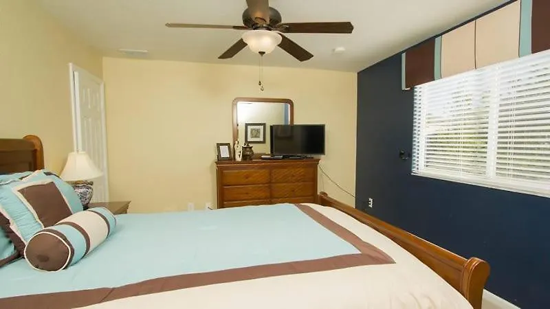 Luxurious 6 Bedroom 4 Bath In Windsor Hills