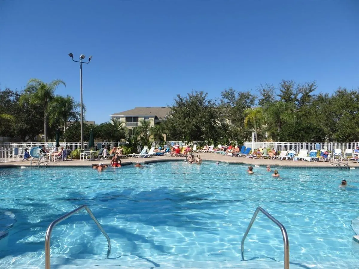 Stunning 4 Bedroom Pool Located In Windsor Palms Orlando