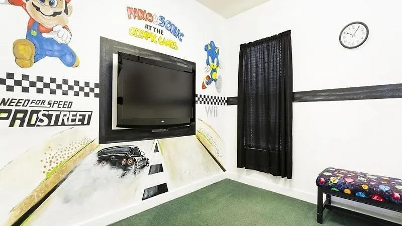 Holiday home Stunning 4 Bedroom Pool Located In Windsor Palms