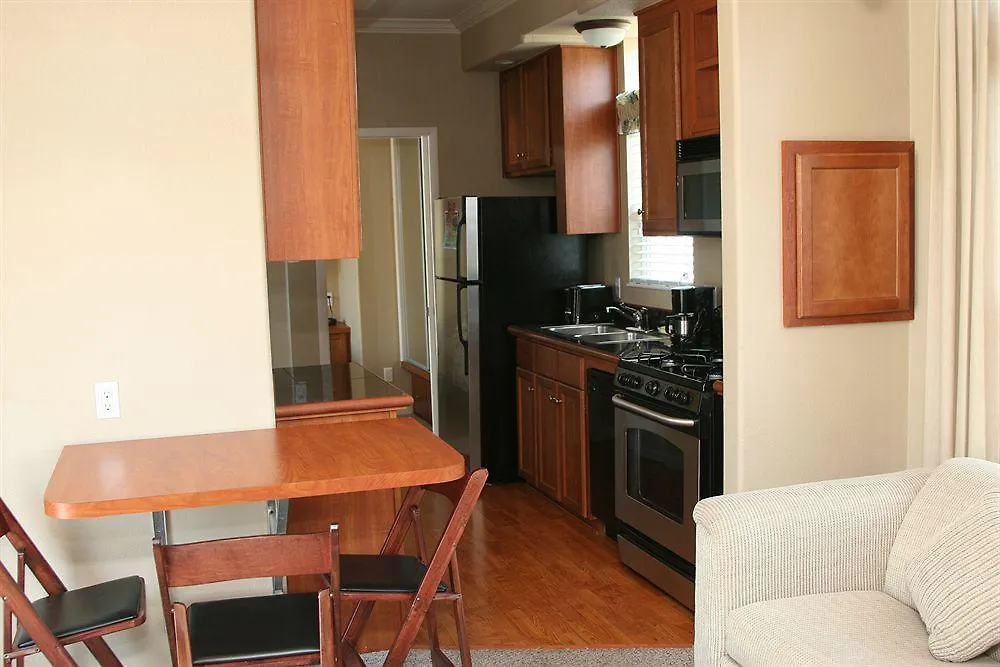 Lodge Tropical Palms & Kissimmee