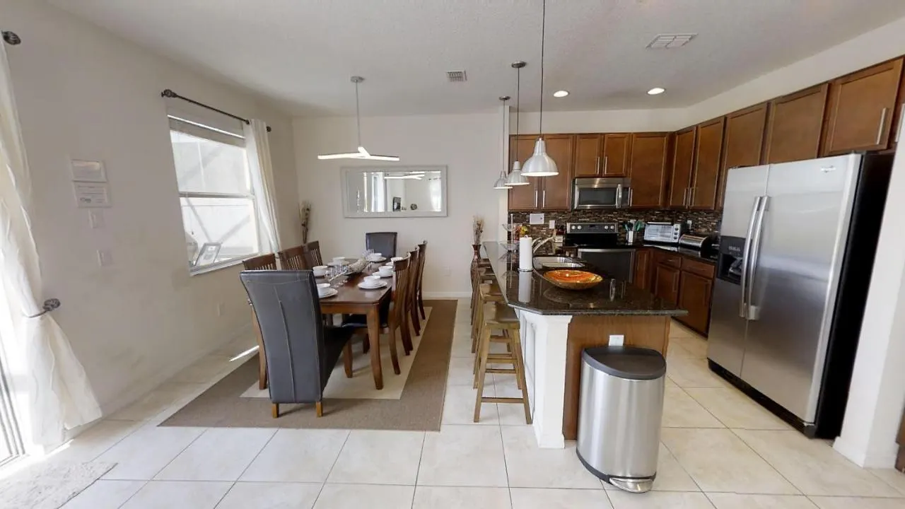 Bella Vida 4 Bedroom Vacation With Pool 1515 Holiday home *