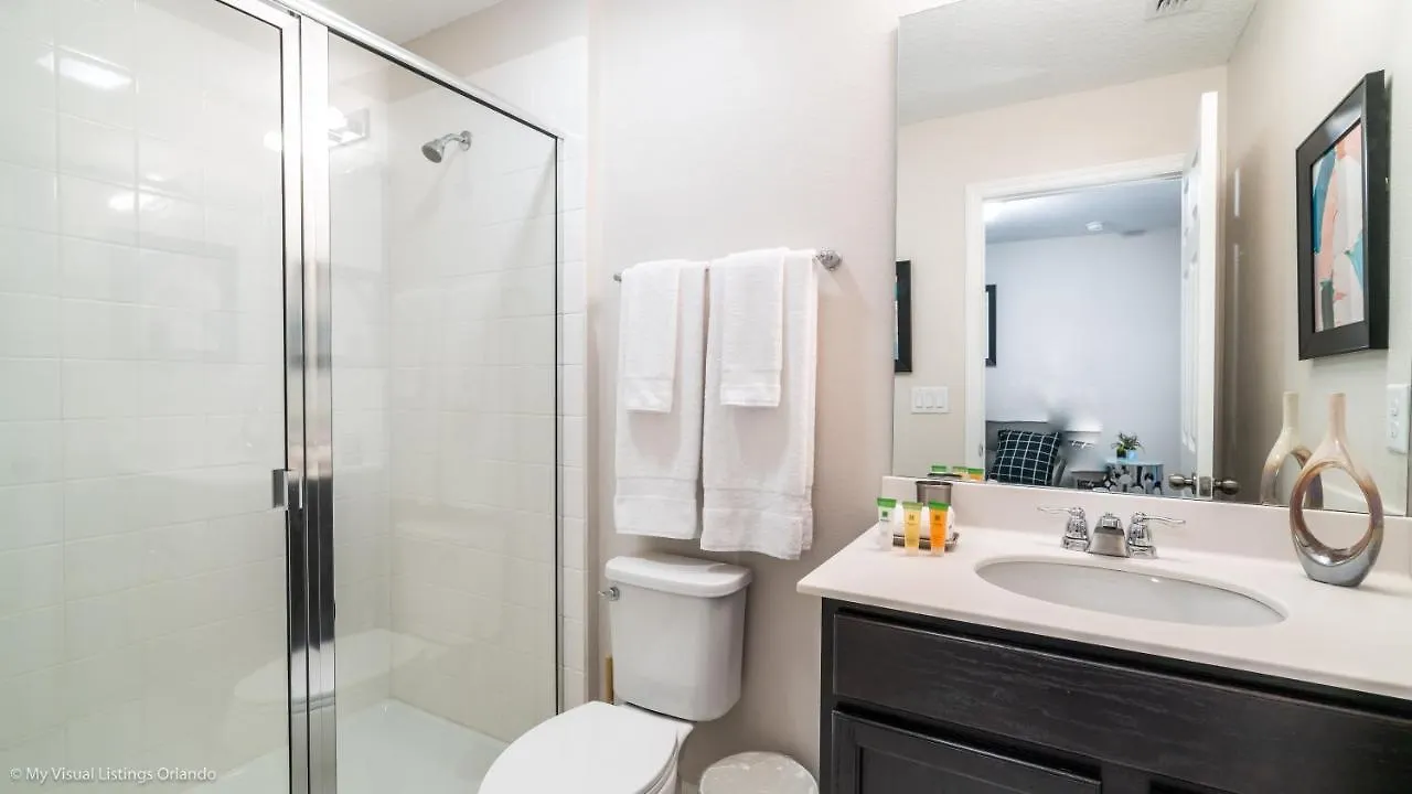 Beautiful Furnished Townhome W Private Pool Сasa de vacaciones *