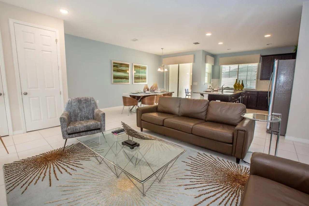 Сasa de vacaciones Beautiful Furnished Townhome W Private Pool Kissimmee