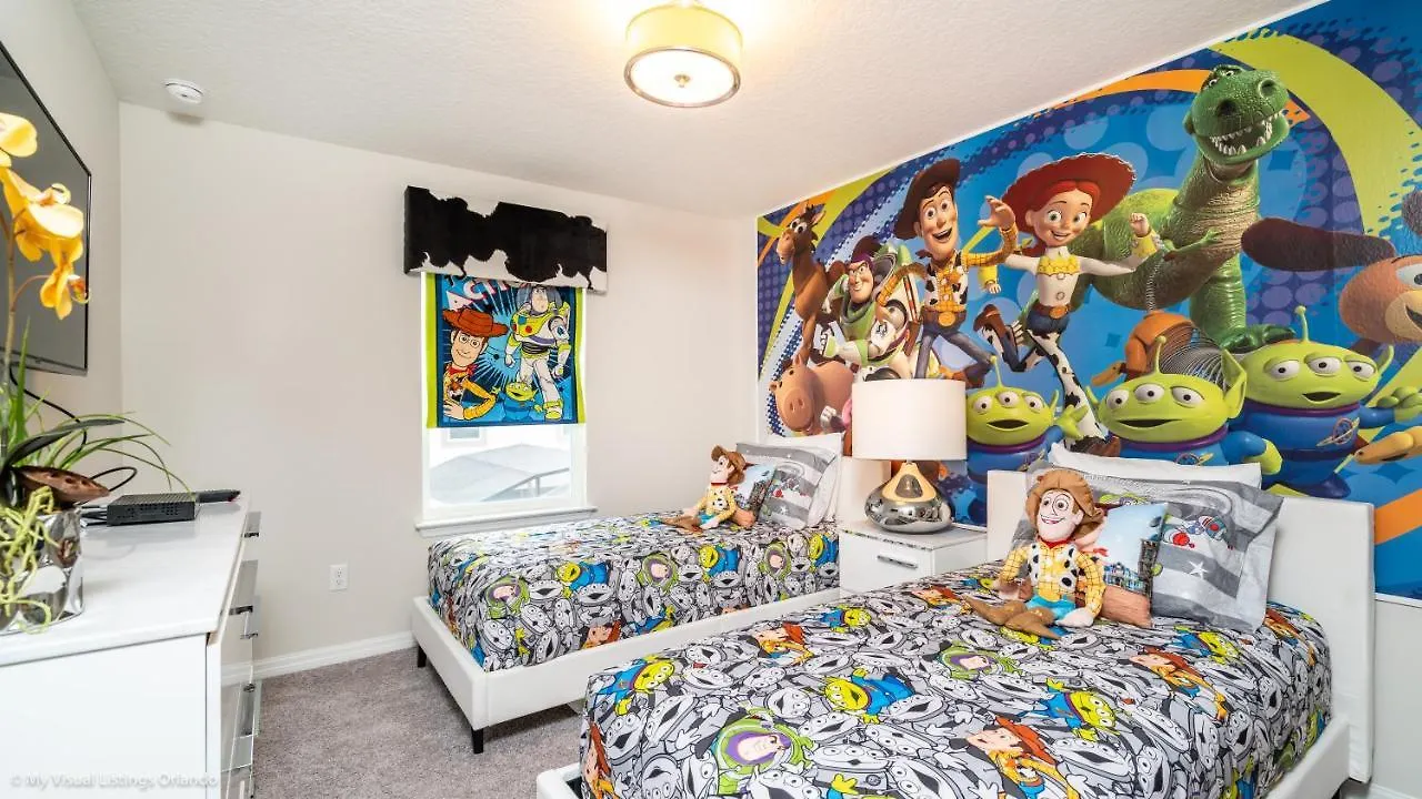 Сasa de vacaciones Beautiful Furnished Townhome W Private Pool Kissimmee