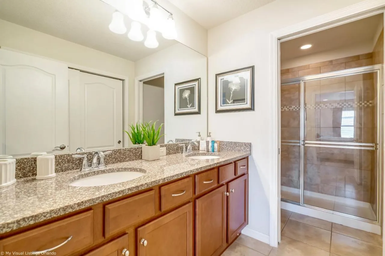 5-bedroom With Private Pool -15 Mins From Disney- * Orlando