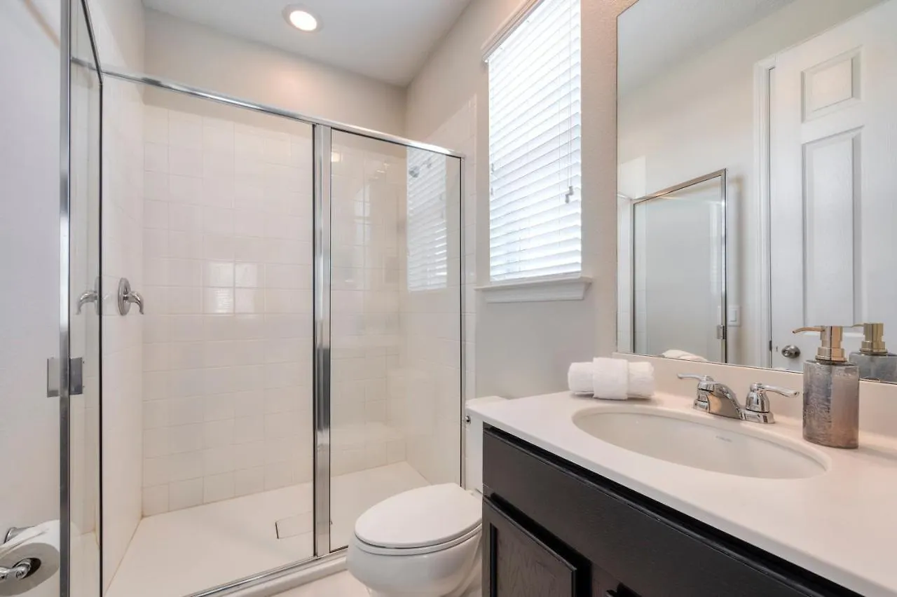 Modern With Private Pool Near * 키시미