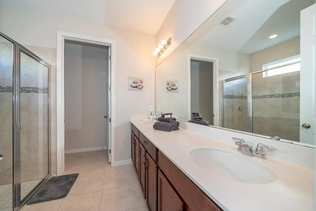 Stunning Home With Game Room And Private Pool Near Disney