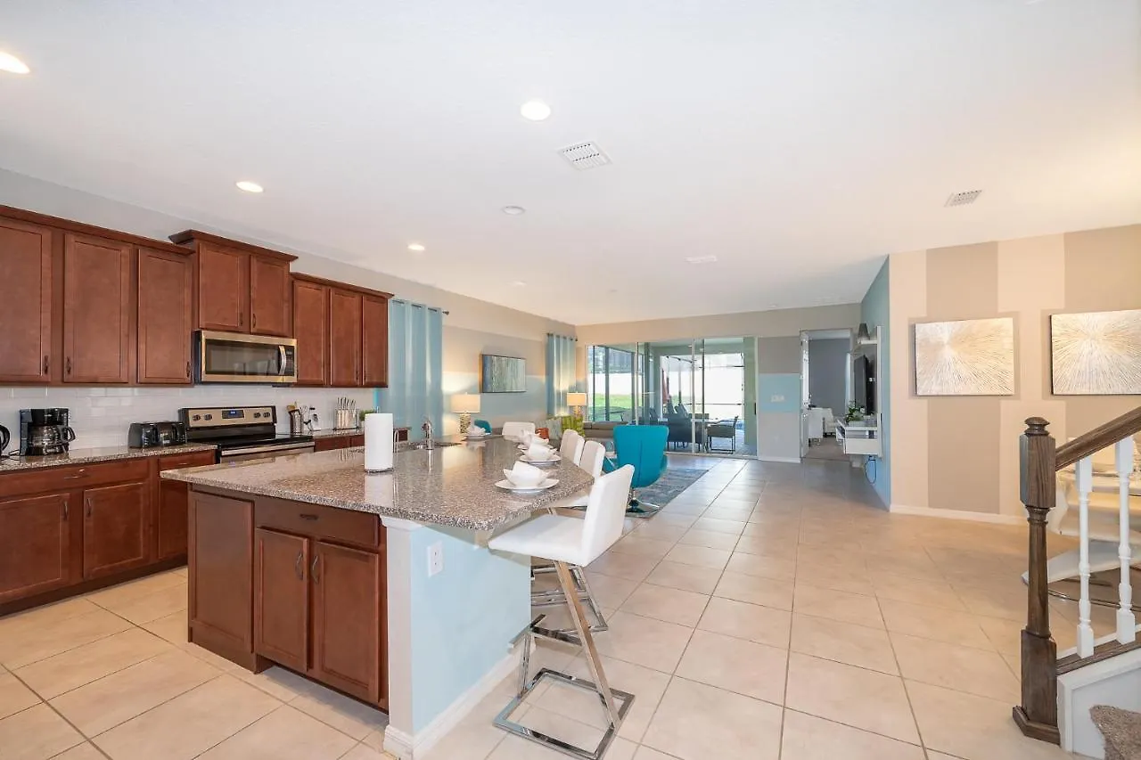 Stunning Home With Game Room And Private Pool Near Disney *