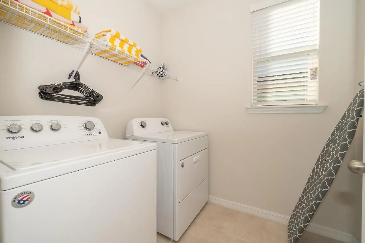 Stunning Home With Game Room And Private Pool Near Disney Holiday home