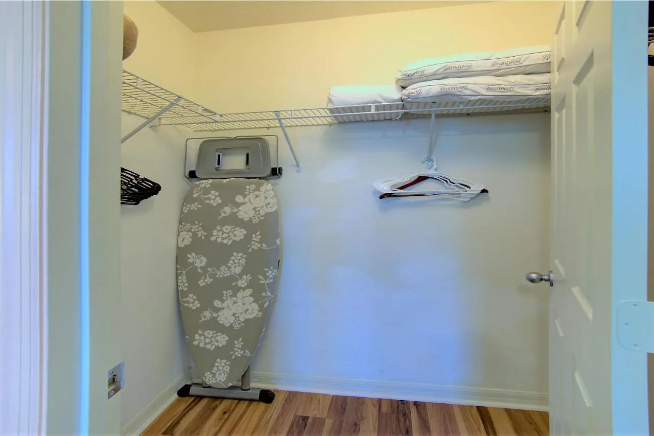 4 Bedroom Sunhaven Townhouse With Pool Near Kissimmee