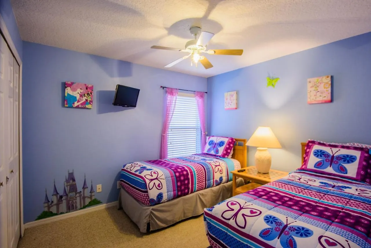 Group Friendly 8br With Private Pool 5 Miles To Kissimmee
