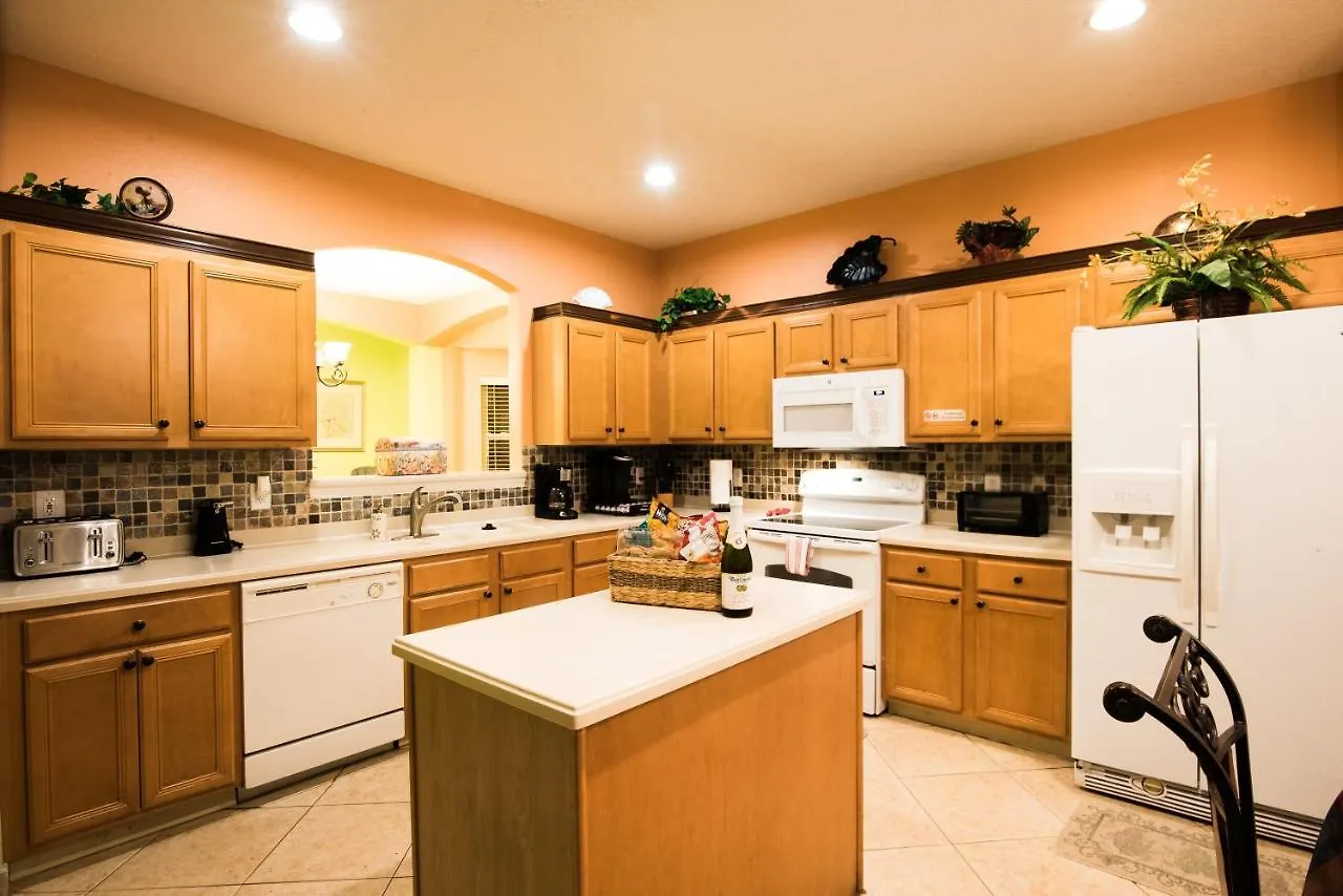 Group Friendly 8br With Private Pool 5 Miles To *