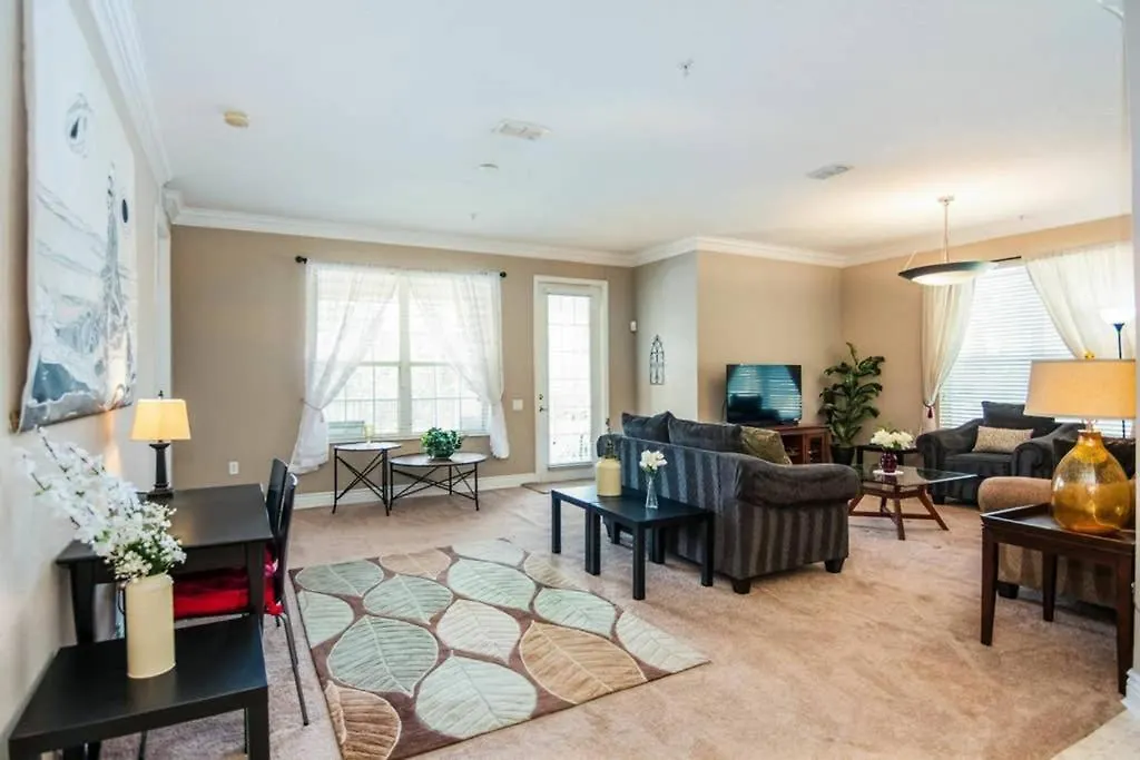 Cozy Vacation With A Full Kitchen 203