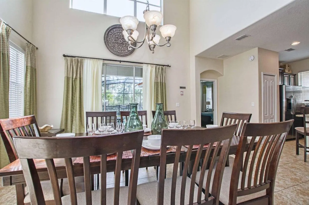 Holiday home 5 Bed House W- Pool In Paradise Palms 3180pp