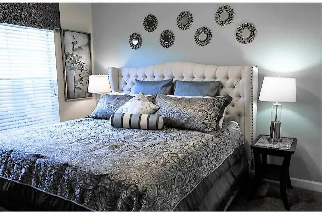 Frozen Retreat With Private Pool & Baby Gear Near Disney World *