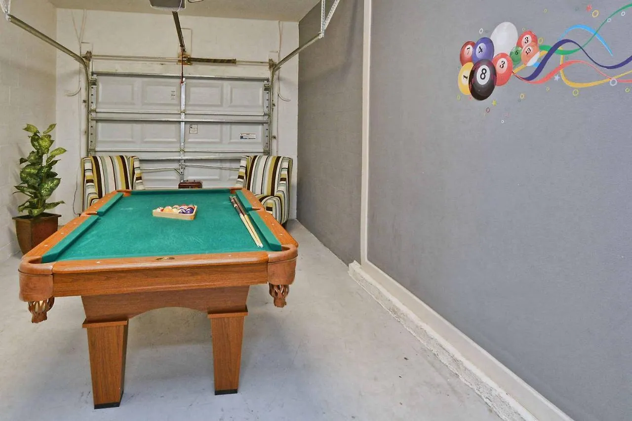 5 Bed House W- Pool In Paradise Palms 3180pp *
