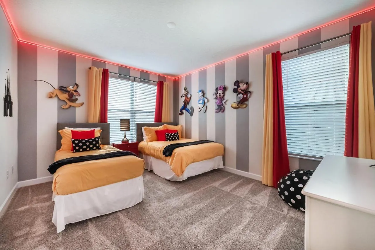 Holiday home Wprivate Pool &themed Rooms, Near Kissimmee