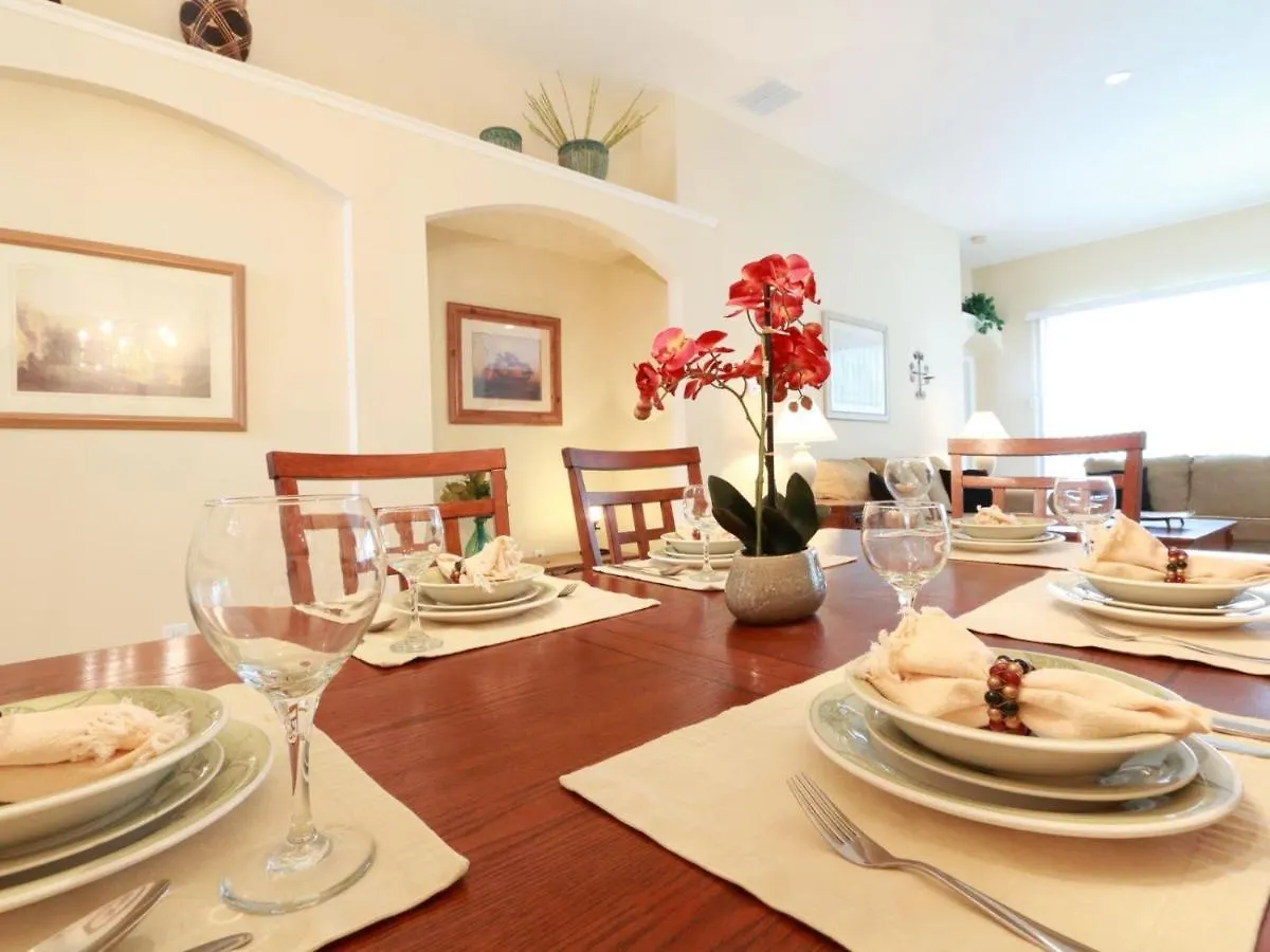 4 Bed 2245 * Four Corners