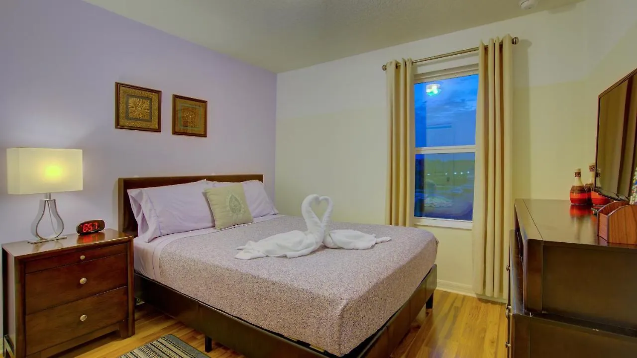Villa 4 Bedroom Sunhaven Townhouse With Pool Near