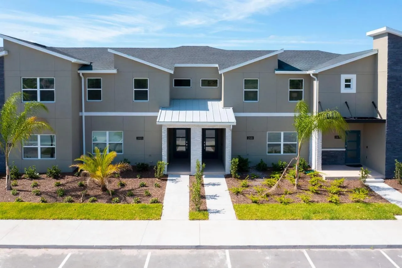 Stunning 4bd W/ Pool Close To @ Storey 2881