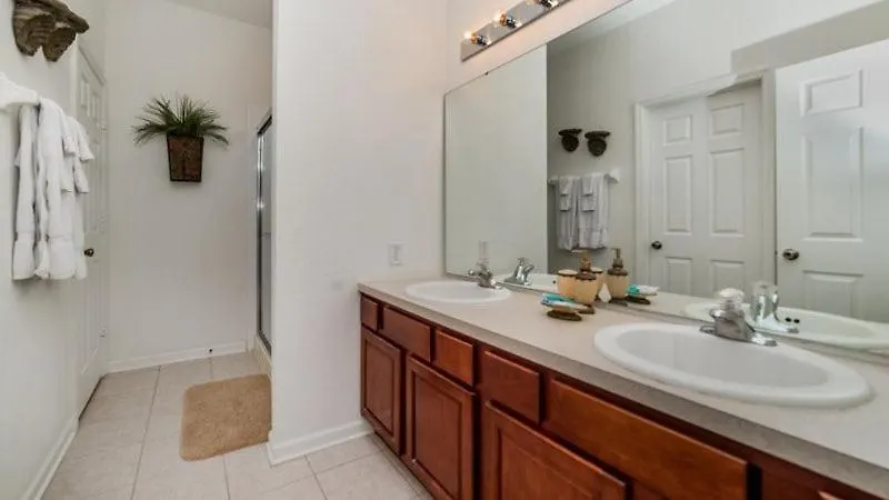 度假居 5 Bedroom 5 Bath Pool In Windsor Hills *